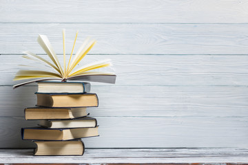 知识产权保护要综合运用什么等多种手段从审查授权行政执法司法保护仲裁调解行