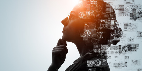 知识产权保护要综合运用什么等多种手段从审查授权行政执法司法保护仲裁调解行