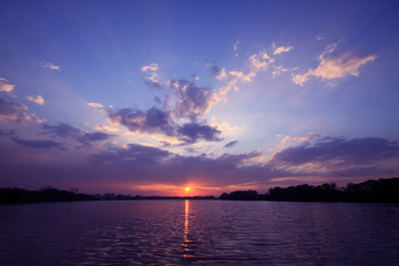 彩泥和太空泥得区别